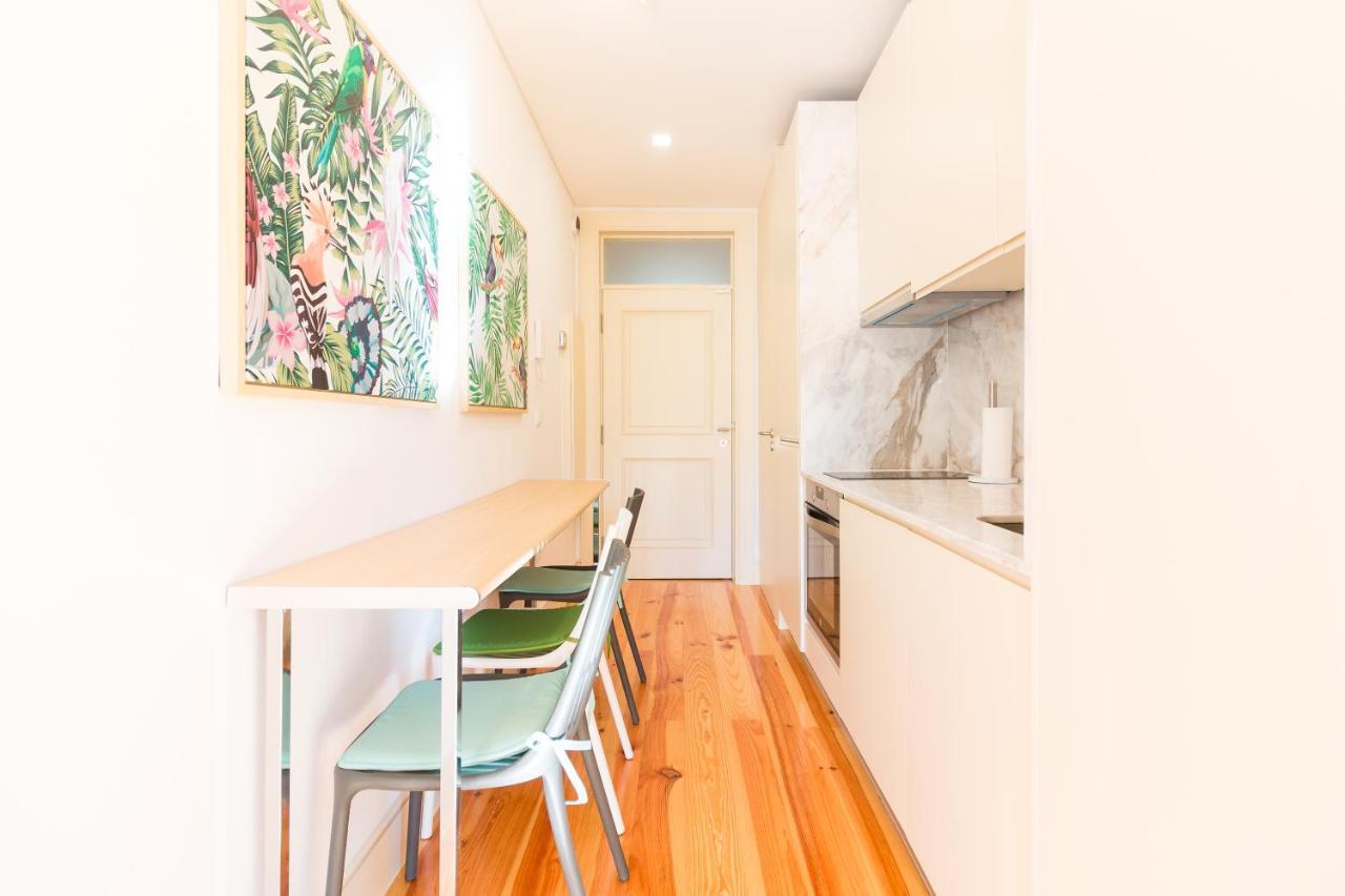 Oporto Near Trindade Garden View 2 Apartment ภายนอก รูปภาพ