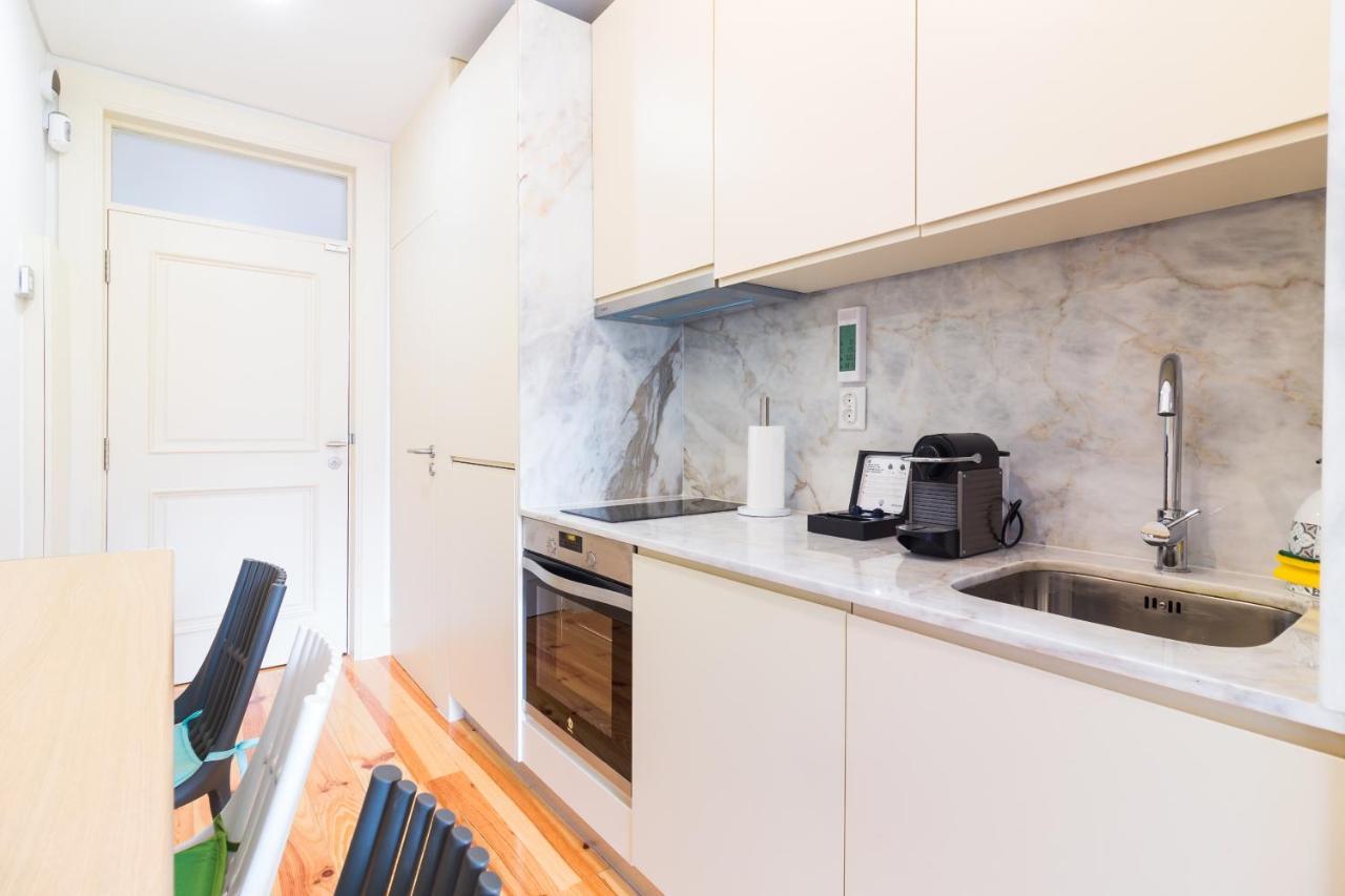 Oporto Near Trindade Garden View 2 Apartment ภายนอก รูปภาพ